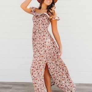 Promesa floral maxi dress
